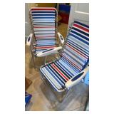 2 lawn chairs