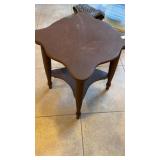 Small table 17ï¿½ tall