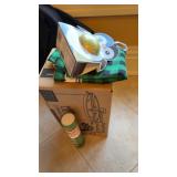 Popcorn maker/ seasoning