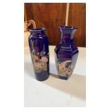 2 blue vases