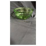 Uranium bowl