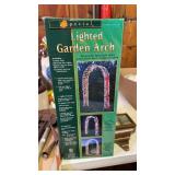 Lighted Garden arch 96ï¿½ tall