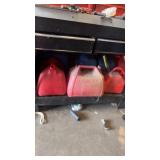 Gas cans