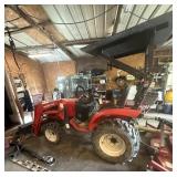 Branson 2400L  4x4 Compact tractor with SL00 Loade