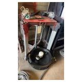 Router table and oil pan
