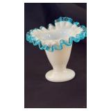Blue rim vase 4ï¿½
