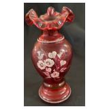Fenton vase 7ï¿½