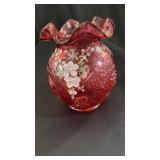 Fenton vase 7ï¿½