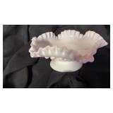 Footed bowl 7ï¿½