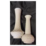 2 bud vases