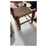 Childs stool 9ï¿½