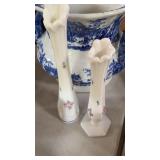 2 bud vases