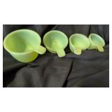 Jadite measuring set