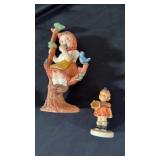 1 Goebel girl with flower / additional figurine