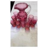 Fenton pitcher / 10 tumblers