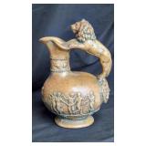 Lion pitcher 10ï¿½