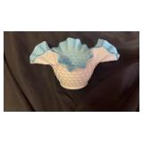Fenton ruffle top vase 6ï¿½