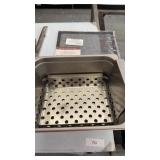 Metal tray/ strainer/ oven screen