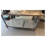 Metal table 60x30