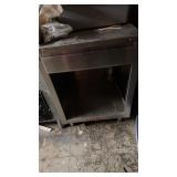Metal table only 25x25