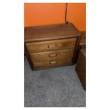 Chest / night stands / mirror