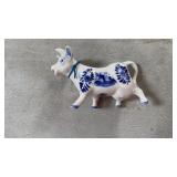 Cow creamer