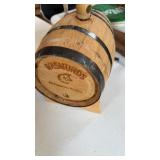 Barrel decanter