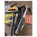 Staple gun/ hammer