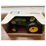JD 2640 tractor