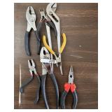 Pliers