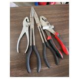 Pliers