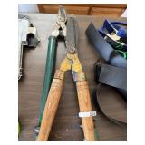 2 trimmers
