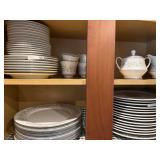 Noritake Savannah 8 pl setting/ serving pcs