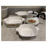 Corning Ware 3 casseroles/ teapot