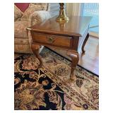 2 end tables/ different sizes