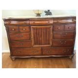 American Signature server 62x 19x41