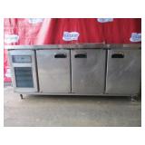Lieam Yih 72" SS Work Table Refrigerator Freezer (