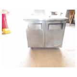 36" True Refrigerated under counter gets cold