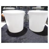 Parade Plastics 40QT Containers