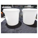 Parade Plastics 40QT Containers