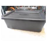 Black Parade Plastic Containers W/Lids 22x15x7