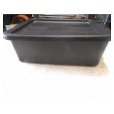 Black Parade Plastic Containers W/Lids 22x15x7