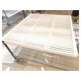 Bid X5: Nice Refrigerator Shelves 22.5"X24.5"