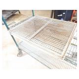 Bid X6: Nice Refrigerator Shelves 26'X21'