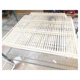 Bid X5: Nice Refrigerator Shelves 24'X23.5'