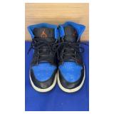 6.5 Y Nike Air Jordan Sneakers