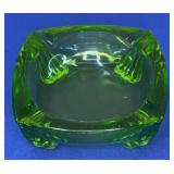 4.5" Vtg Green Ashtray 2 small chips