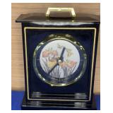 Japan Black Plastic Mantel Clock works 7x6
