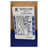 Blue/White Cigarette Holder