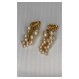 Avon? Pearl Grape Clusters Clip on Earrings